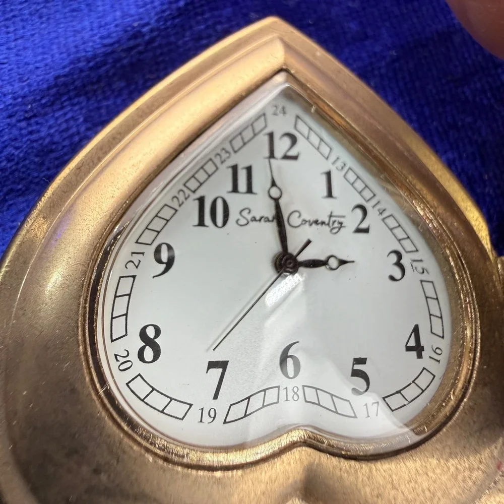 Vintage Sarah Coventry Pocket Watch Pendant Heart Gold Tone Rhinestone‎ 32